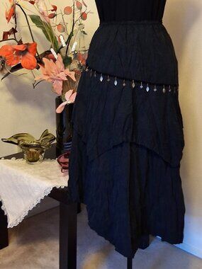 New Unique Design High Quality Vintage Style Black Tiered Lined Midi Skirt 14